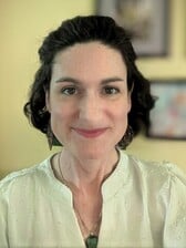 Alicia Armstrong headshot