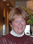 Corinna Steele headshot