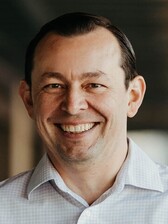 Craig Hoehns headshot