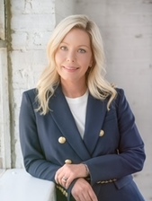 Dawn L Clement headshot