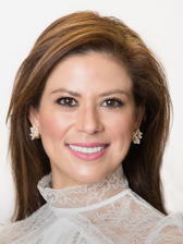 Eugenia Maria Ponce headshot
