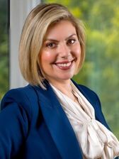 Helen Elisabeth Tokar headshot