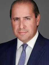 Hernan Hernandez headshot