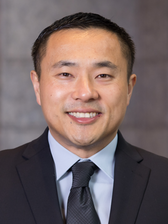 Jeffrey J Liang headshot