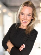 Jennifer R Ashton