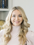 Julia Criswell headshot