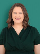 Julie Aletta Paquette headshot