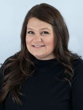 Kaitlyn Elizabeth Diferdinando headshot