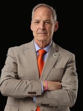 Larry Thomas McMillan headshot