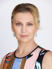 Lena Nevsky headshot
