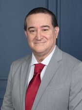 Luis Ernesto Basagoitia headshot