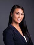 Maitrinh Nguyen headshot