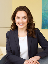 Marisa Moore Apel headshot