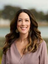 Maya K. Grey headshot