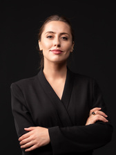 Merve Kati headshot
