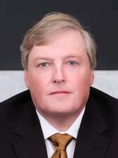 Michael S. Francis headshot