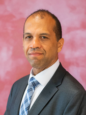 Michael Reyes headshot