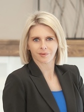 Molly Falk Jansen headshot