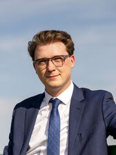 Nathanael L. Wright headshot