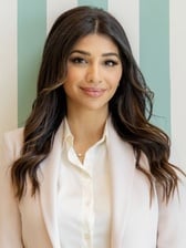 Parastoo Majd headshot