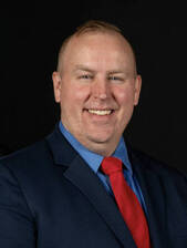 Phillip Daniel Lee headshot