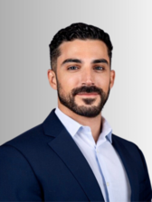 Rotem Tamir headshot