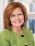 Sara MacDwyer headshot