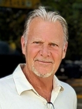 Thomas Nye Swift headshot