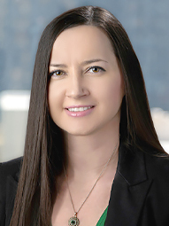 Timea R. Hanratty headshot